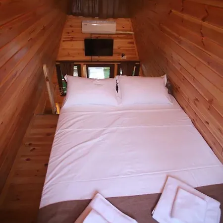 Bed & Breakfast Sahil Bungalow Sapanca